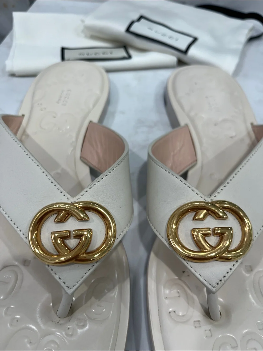 Gucci Cream Leather GG Gold Logo Thong Sandals
